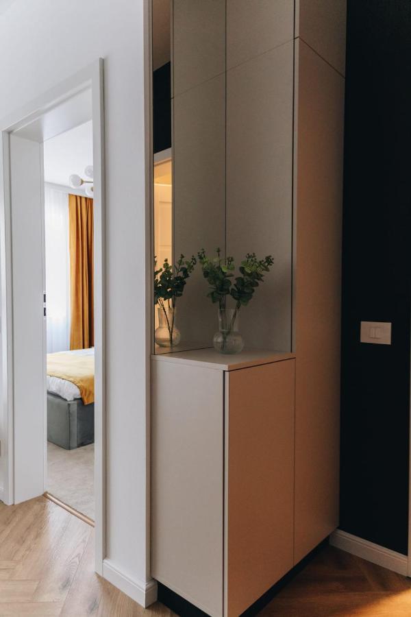 Tulip Apartment Oradea Exterior foto