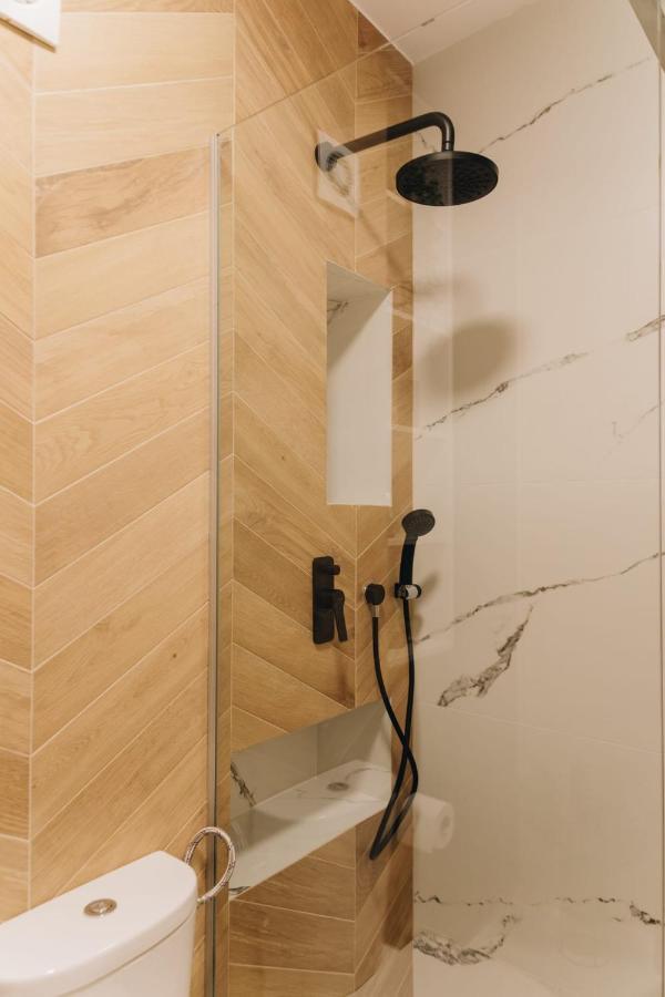 Tulip Apartment Oradea Exterior foto